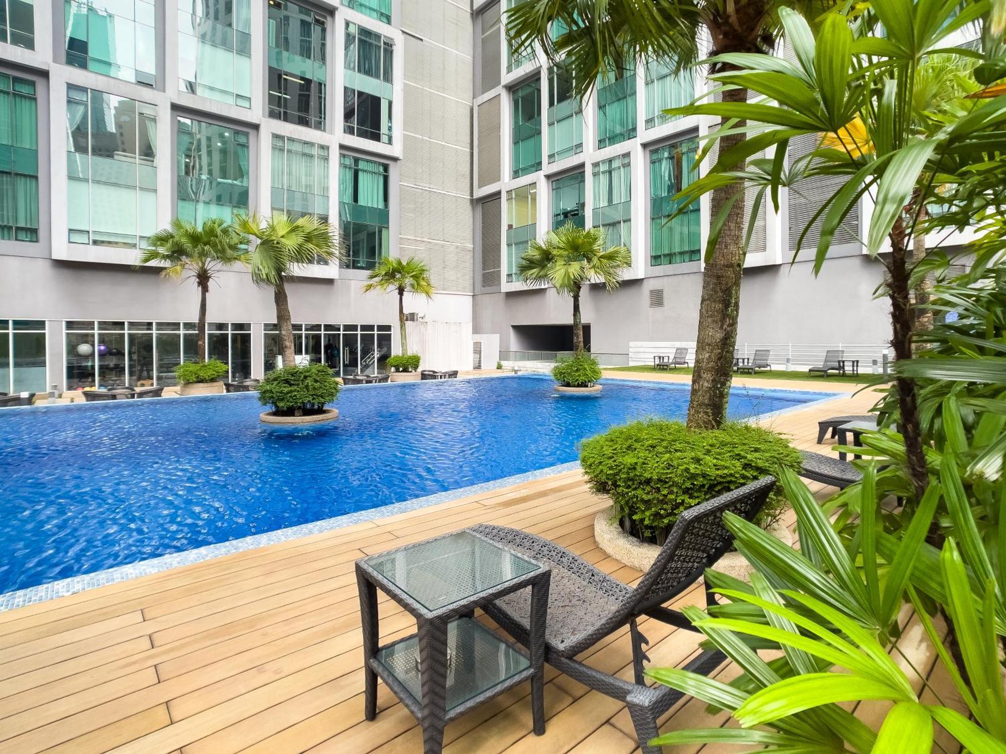 Soho Suites Klcc By Rest Kuala Lumpur Exterior photo